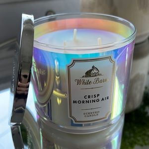 Crisp Morning Air 14.5oz candle with lid by Bath & Body Works